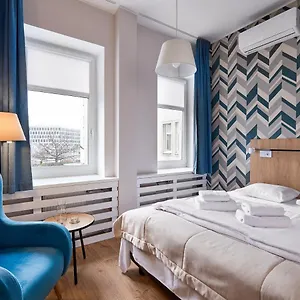 https://traffic-hotel.poznan-hotels.com